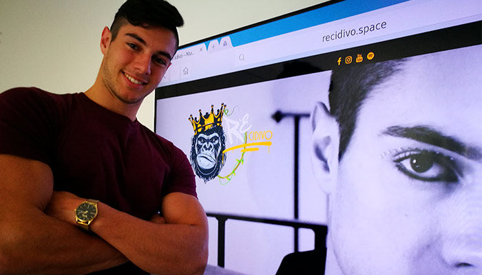 Idee e Soluzioni realizza il sito web per il rapper Recidivo